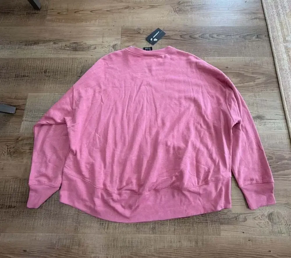 Nike Women's Oversized Crew Fleece Sweatshirt Pink